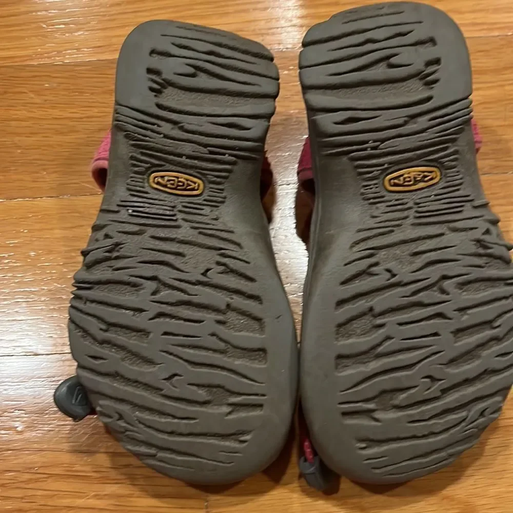 Keen girl waterproof